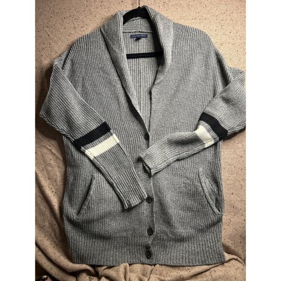 American Eagle Men’s Gray Grandpa Cardigan Sweater Medium Classic Preppy - Picture 1 of 7